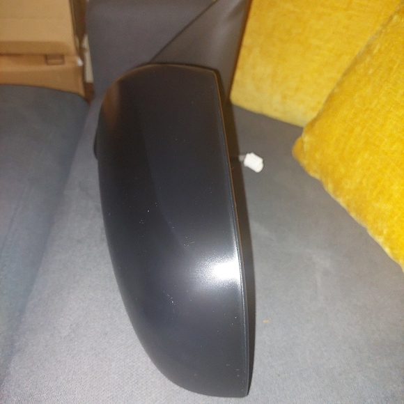 Toyota Tacoma Driver Side Mirror, 2012-2015 - Picture 3 of 6